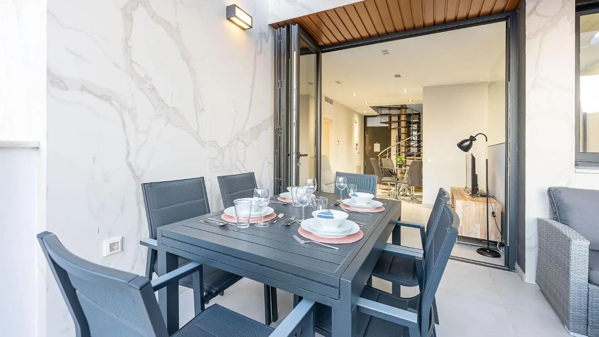 Vivendos - Tr14 - Private Pool Apartment Torremolinos